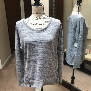 Athleta crew neck sweatshirt